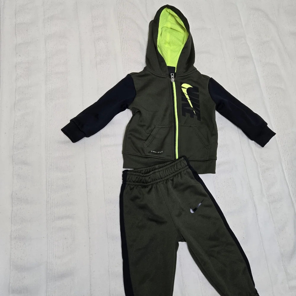 Nike Little Boys Tracksuit Full-Zip Hoodie & Jogger Pants‎ Set Dark Green 12M - Picture 4 of 13